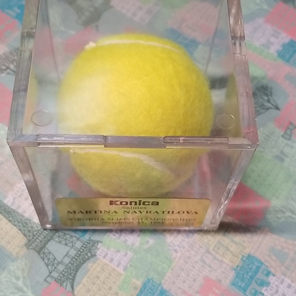 Virginia Slims 1994 Martina Navratilova Tennis - Picture 3 of 3